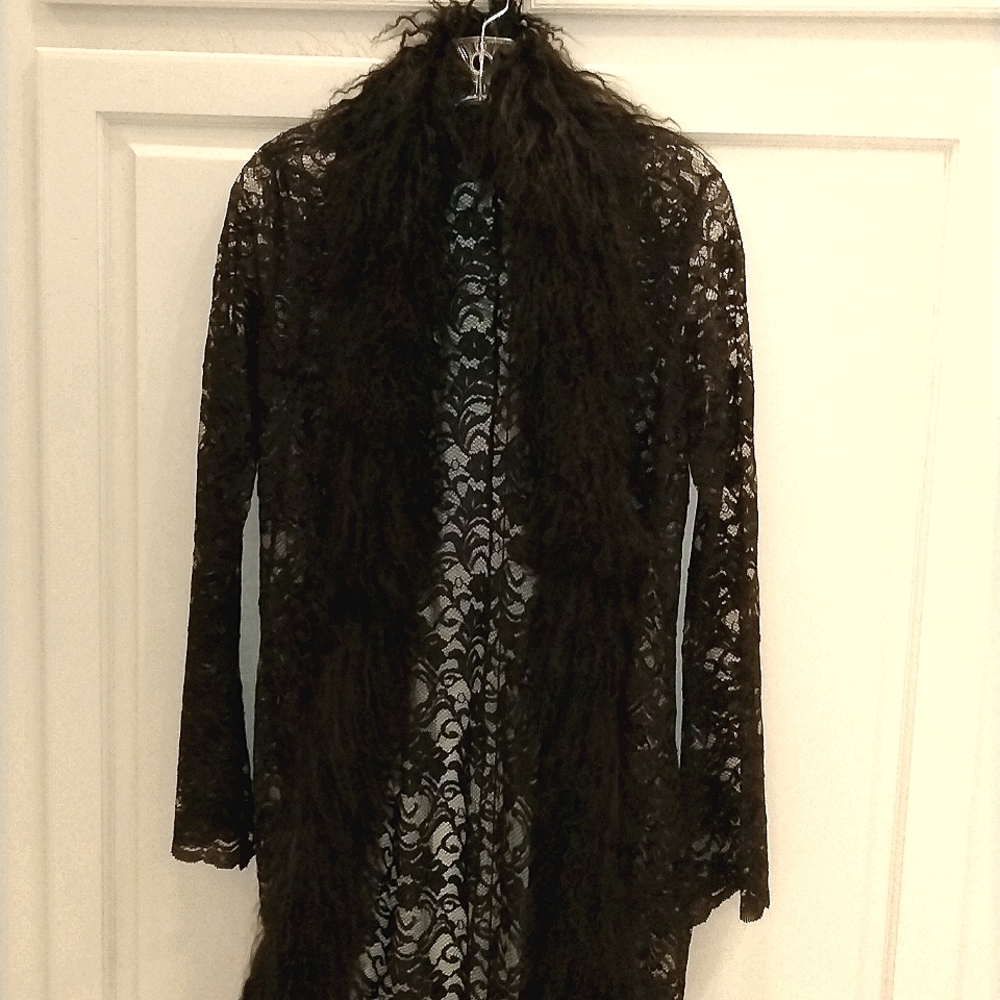 Designer Fur Trim Lace Coat